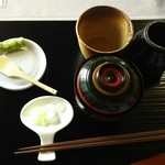 蕎麦屋二想 - 【料理】薬味、一品料理（お椀）、蕎麦つゆ