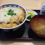 中の茶屋 - かつ丼 750円