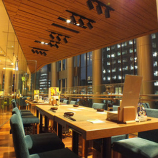 露台座位時尚享受