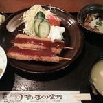 居食屋 喰いまくり会館 - りゅうきゅう串カツ定食 \870