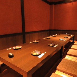 2～36名収容の完全個室を完備。プラ―ベートな空間でお食事を