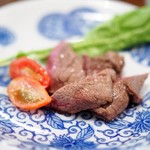 あそび割烹 さん葉か - 長崎対馬　鹿ロースの陶板焼き
