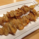 和鶏屋 - H.28.10.11.夜 皮(塩) @140円税別