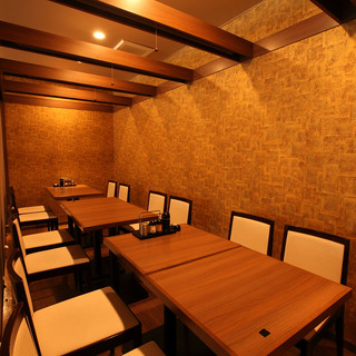 ビジネスシーンでも重宝される、洗練された大人の空間