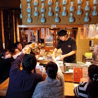 昼からお酒！立ち飲みもOK！