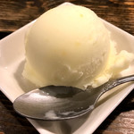 炭火焼肉 昭和ホルモン - ゆずシャーベット