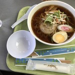 Family Restaurant Pikuneo - しょうゆラーメン