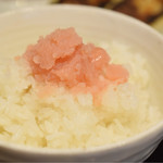 餃子と牛たん 居酒屋おおとら - 明太子を乗せるお米が……