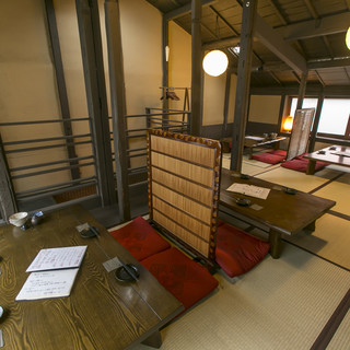 A Traditional Townhouse Izakaya with a Charming Atmosphere