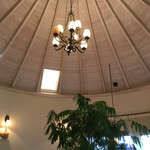 Cherir - 天井の高いイートイン