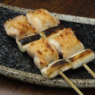 鳥取県산 “장인의 다이센닭”을 사용한 맛과 비주얼 모두 거장인 일품