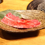 다이센 쿠로우시도코로 쿄쇼테이 - リブロースを軽く炙ります。