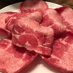 Yakiniku Kobo Waraku - 特選塩タン
