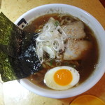 Gyukaku Jichidai Ten - 煮干し醤油ラーメン