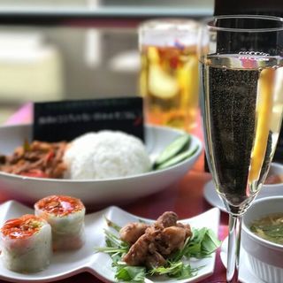 お料理との相性抜群！タイ産のお酒も多彩に取り揃えております♪