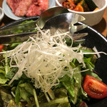 炭火焼肉 萬まる - 