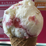 サーティワンアイスクリーム - ストロベリーチーズケーキ☆★★☆31アイスクリーム(^_^*)