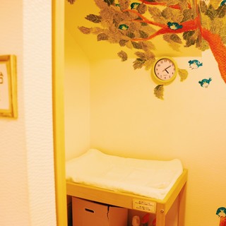 子ども連れに優しい設備が整う、ママにうれしいスペース