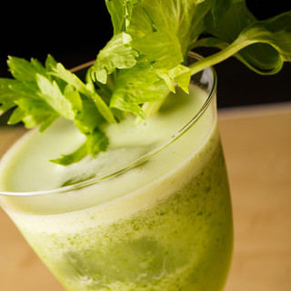 身体に優しいお野菜やハーブを使ったカクテルが人気