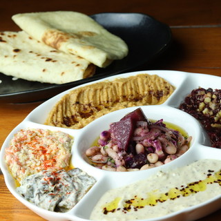 一皿で野菜をたくさん！ディップタイプの野菜を召し上がれ◎