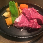 ふぅわ黒毛和牛ハンバーグ - 十勝若牛ヒレステーキ