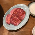 炭火焼肉 萬まる - 