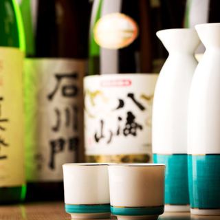 【厳選日本酒】料理と相性抜群のドリンクを取り揃えております！