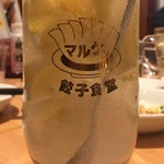 大衆餃子酒場ニューマルケン - 丸ごとレモンサワー