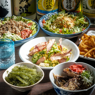 沖縄から仕入れた食材を使った本格沖縄料理！