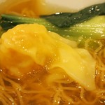 糖朝 - 海老ワンタン入り香港麺（海老ワンタン）