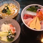 仁平寿司 - 海鮮ちらし丼 \980