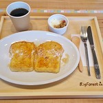 Craft Cafe Big Forest - モーニングBセット（自家製パンのフレンチトースト、グラノーラヨーグルト、ドリンク・ホットコーヒー）（500円）