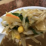 ラーメン５５ - 野菜たっぷり味噌ラーメンの野菜