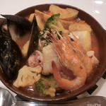 Bakery Restaurant Saint Marc Ionmoru Kofu Showa Ten - 帆立貝と有頭海老のブイヤベース(1,490円＋税)