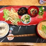 てづくり舎 ふぁ～もあ - 旬の野菜ランチ