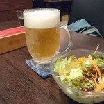 80℃ Oita Akeno Garden Terrace Ten - アサヒスーパードライとサラダ