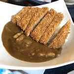 Genkiya Morioka Ten - 白金豚肩ロースカツカレー　￥850：カツは薄いけど大きい。ザクザクです。