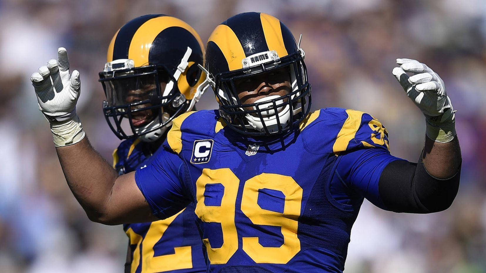 Aaron Donald Kolmas Kerta Nfl:n Puolustuspelaajana Taustakuva