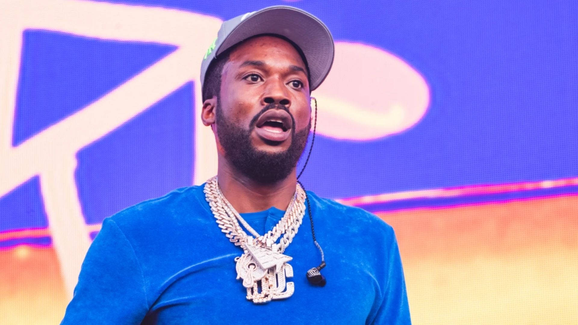 Meek Mill Blue Skjorte Wallpaper