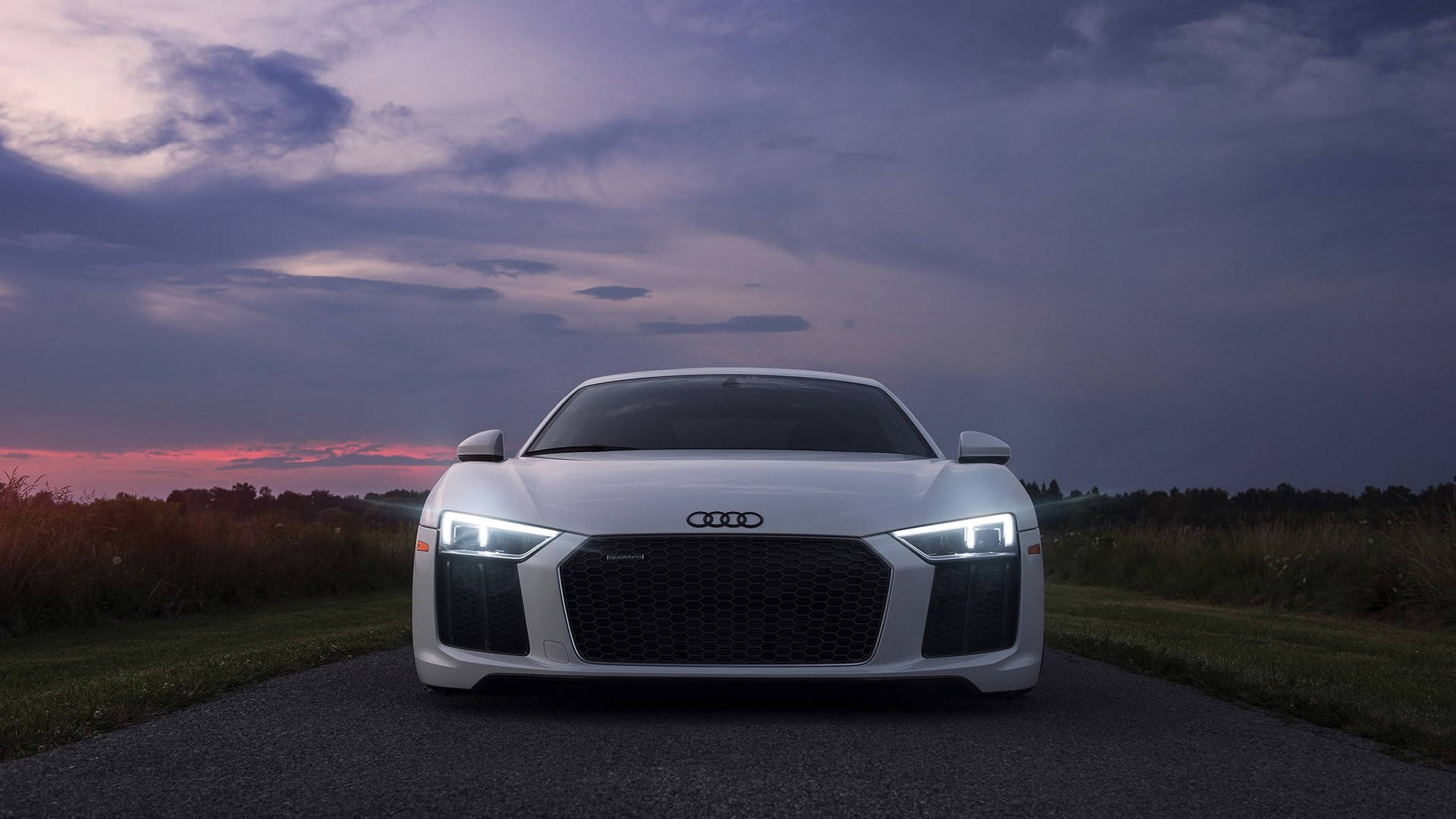Hvid Audi R8 Front Wallpaper
