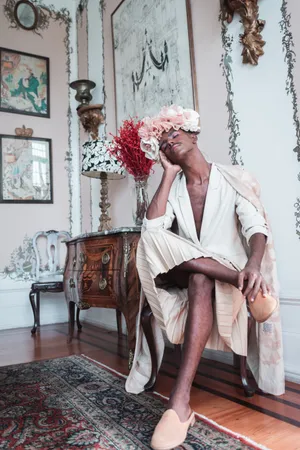 Mandlig Pose 3716 X 5574 Wallpaper