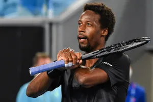 Gaelmonfils Tittar Upp. Wallpaper