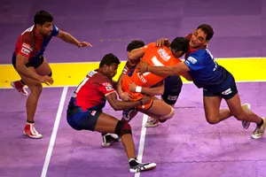 Pertandingan Kabaddi Yang Intens Wallpaper