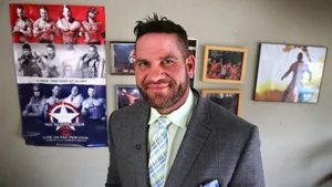 Matt Morgan I Dress Wallpaper