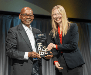 2022 ASHG President Charles Rotimi Presents Cinnamon Bloss, PhD with the 2022 Mentorship Award