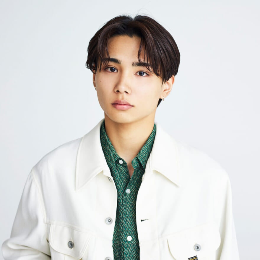 骨格カバーできるセンターパート シースルーバング