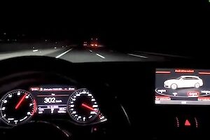 【動画】視界狭すぎ。真っ暗な高速道路を300km/h以上で走るアウディ乗り。 【動画】視界狭すぎ。真っ暗な高速道路を300km/h以上で走るアウディ乗り。