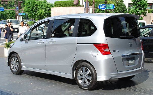 Honda_Freed_02