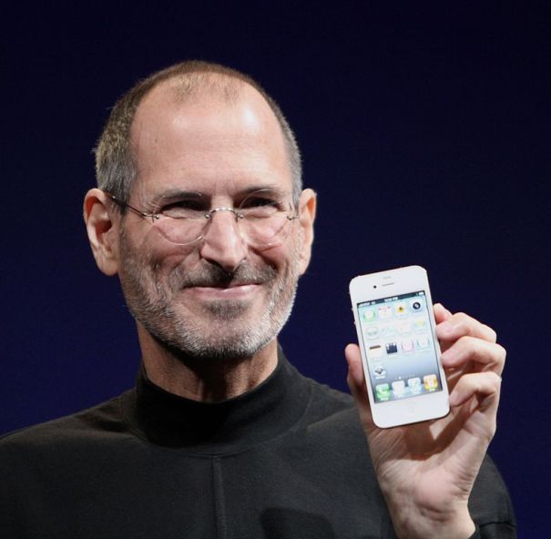 Steve_Jobs_Headshot_2010