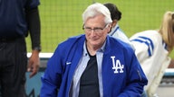 Dodgers chairman Mark Walter becomes Lakers' majority owner as sale becomes official